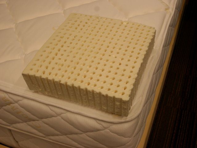 フリクションがもたらす筆記革命消せるペンが広げる新しい書く自由と文化